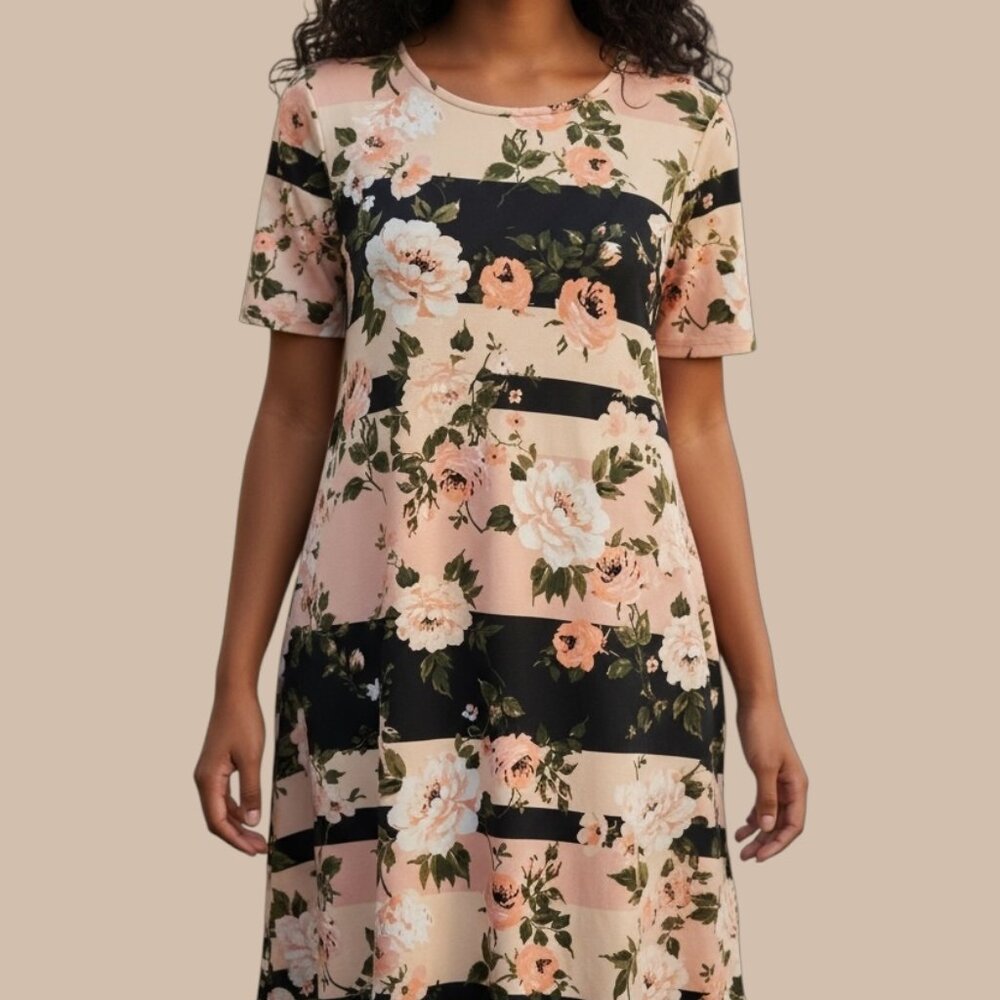 Nina Leonard Short Sleeve Above the Knee Dress-Size L-2 Side Pockets-Boatneck